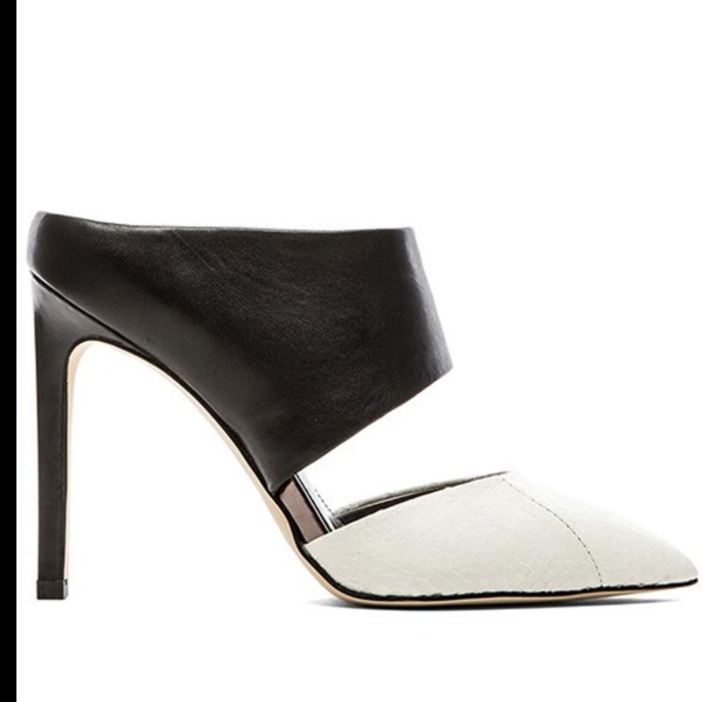 Sam Edelman black and white leather pump